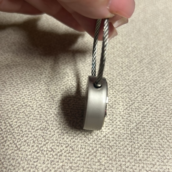 Mercedes Benz Silver Keychain NWOT - Picture 4 of 5